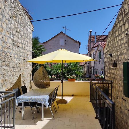 Apartments Marin Трогир Екстериор снимка
