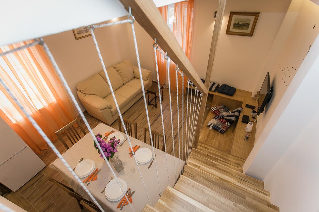 Apartments Marin Трогир Екстериор снимка