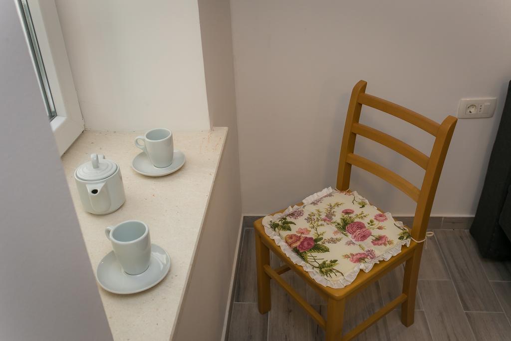 Apartments Marin Трогир Екстериор снимка